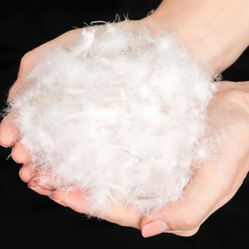 90% čistě bílé husí prachové peří