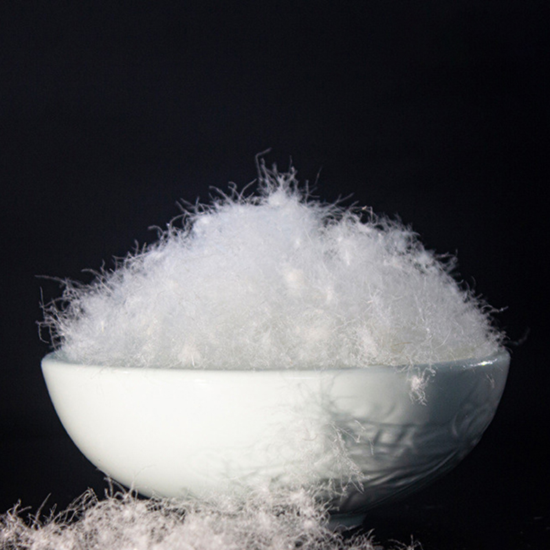 80% bílé husí peří