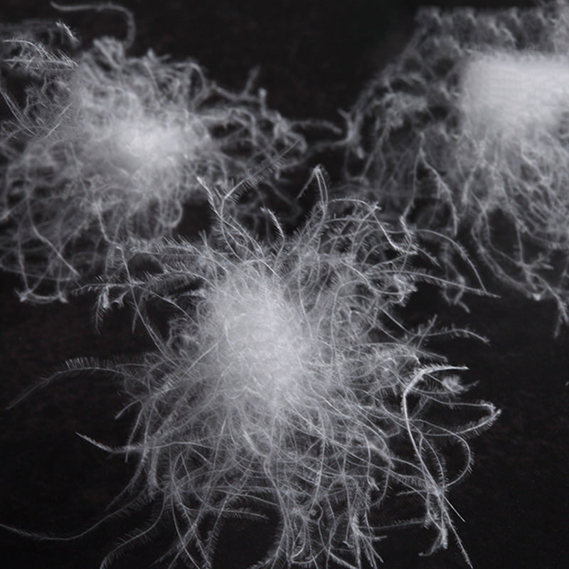 50% bílé husí peří 50% bílé husí peří