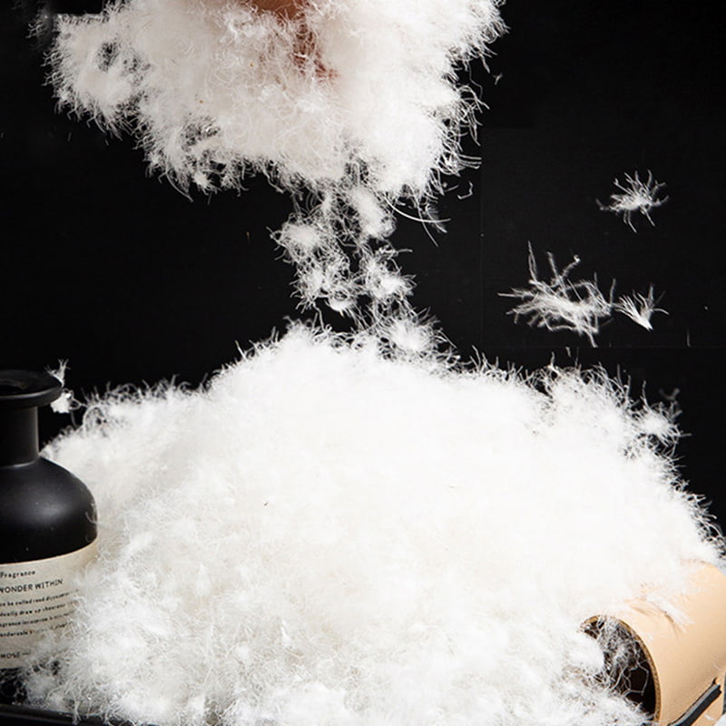 50% bílé husí peří 50% bílé husí peří